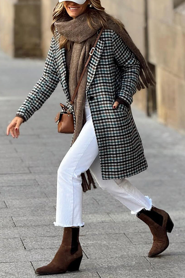 Sophisticated Coat with a Clean Classic Look
