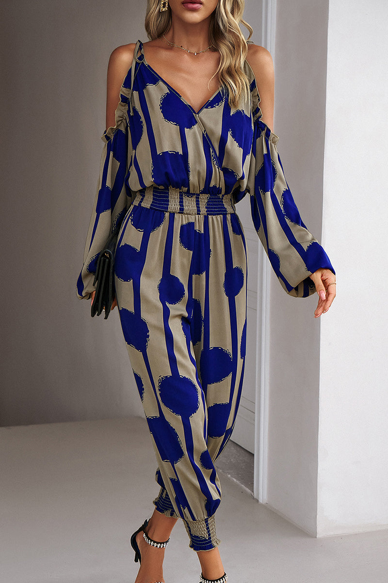 Gracefully Styled Garment for Any Occasion