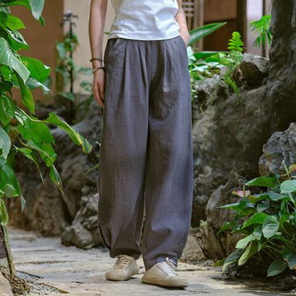Classic Vintage Trousers with a Flattering Fit