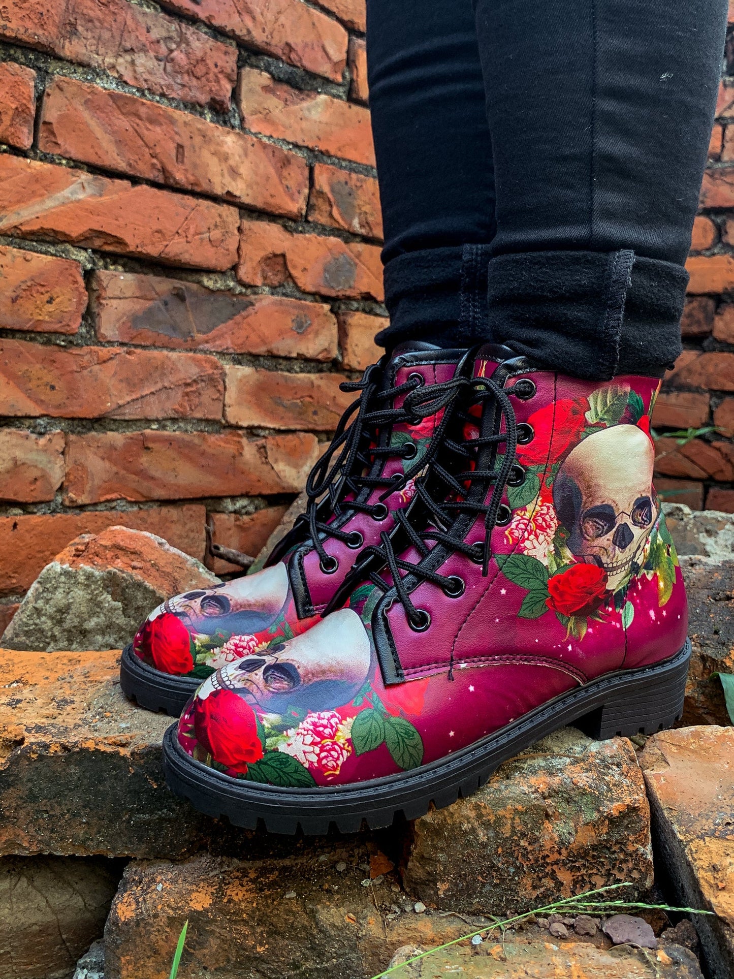 Beautifully Finished Boots in a Timeless Design