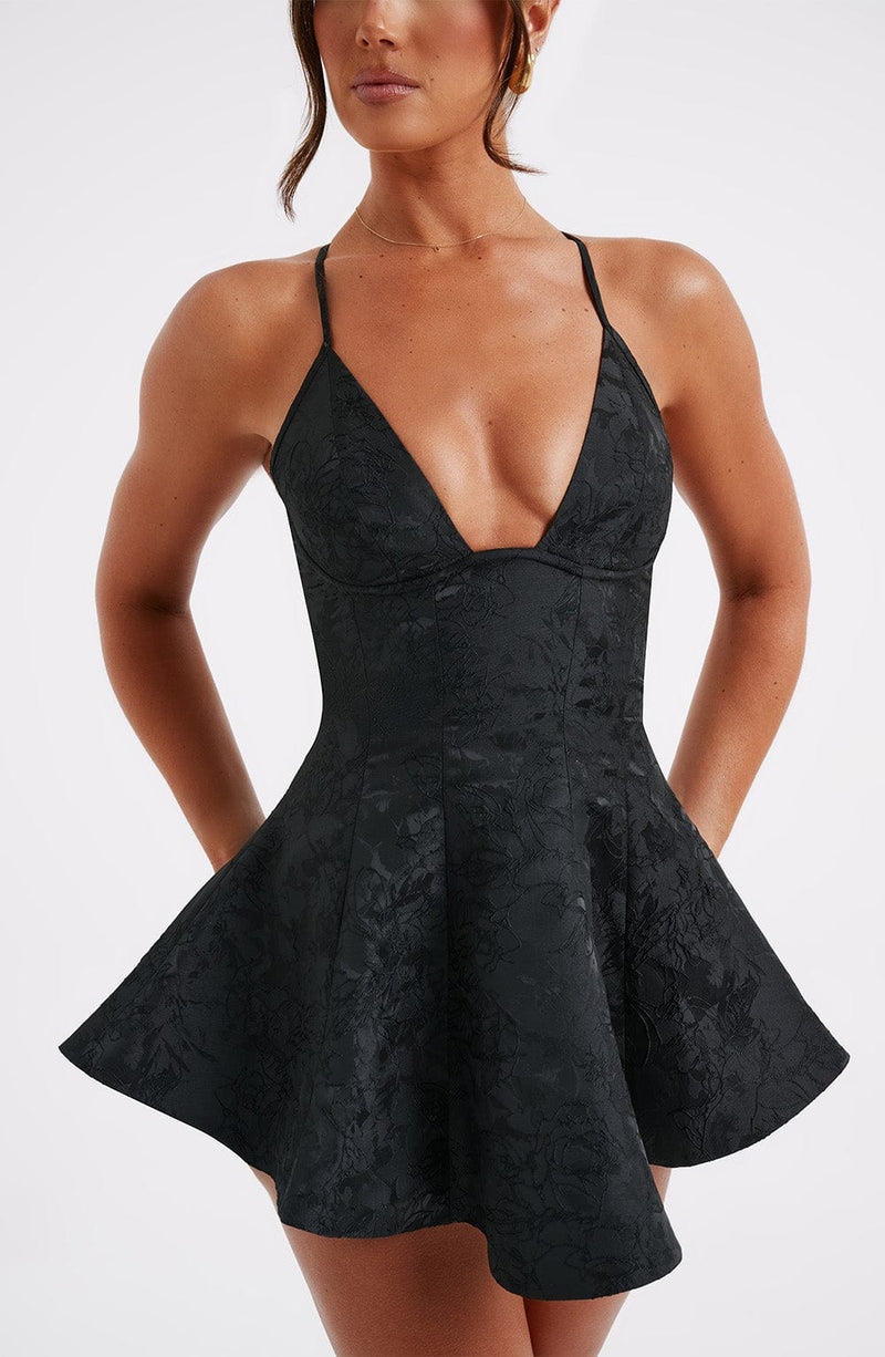 Beautifully Finished Garment in a Timeless Design