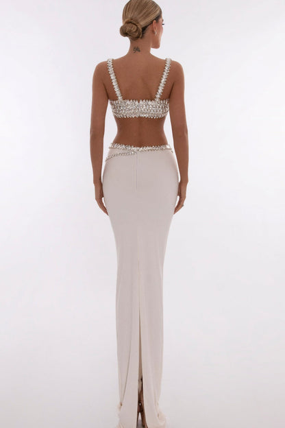 Sophisticated Garment with a Clean Classic Look
