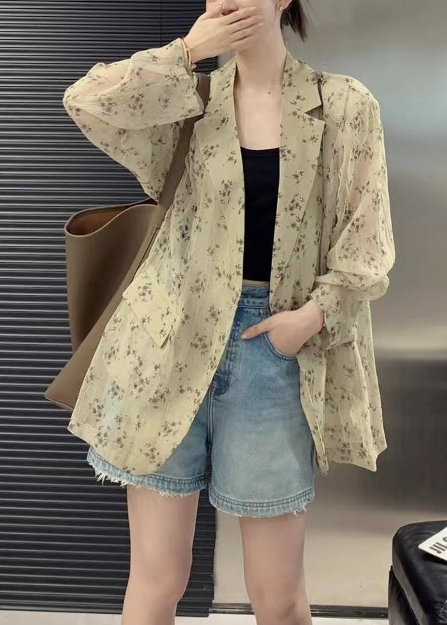 Elegantly Styled Jacket for Everyday Wear