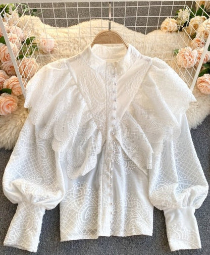 Classic Vintage Blouse with a Flattering Fit