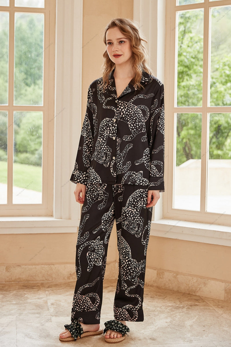 Well Tailored Garment with a Graceful Silhouette