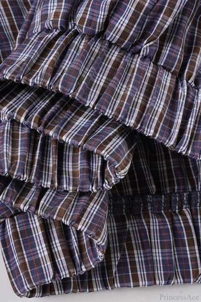 Effortlessly Elegant Garment with a Timeless Design