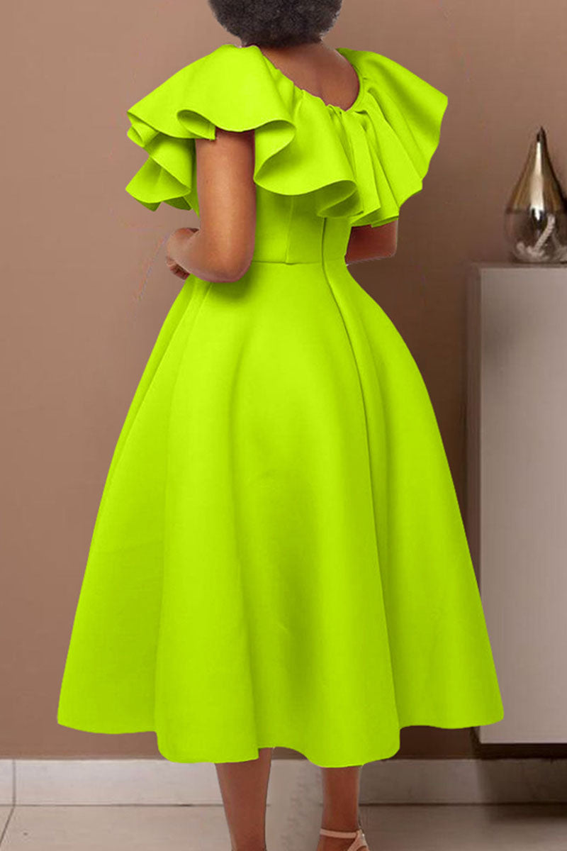 Effortlessly Elegant Dress with a Timeless Design