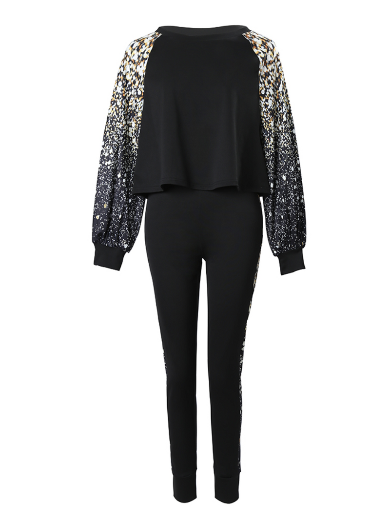 Well Tailored Pants with a Graceful Silhouette