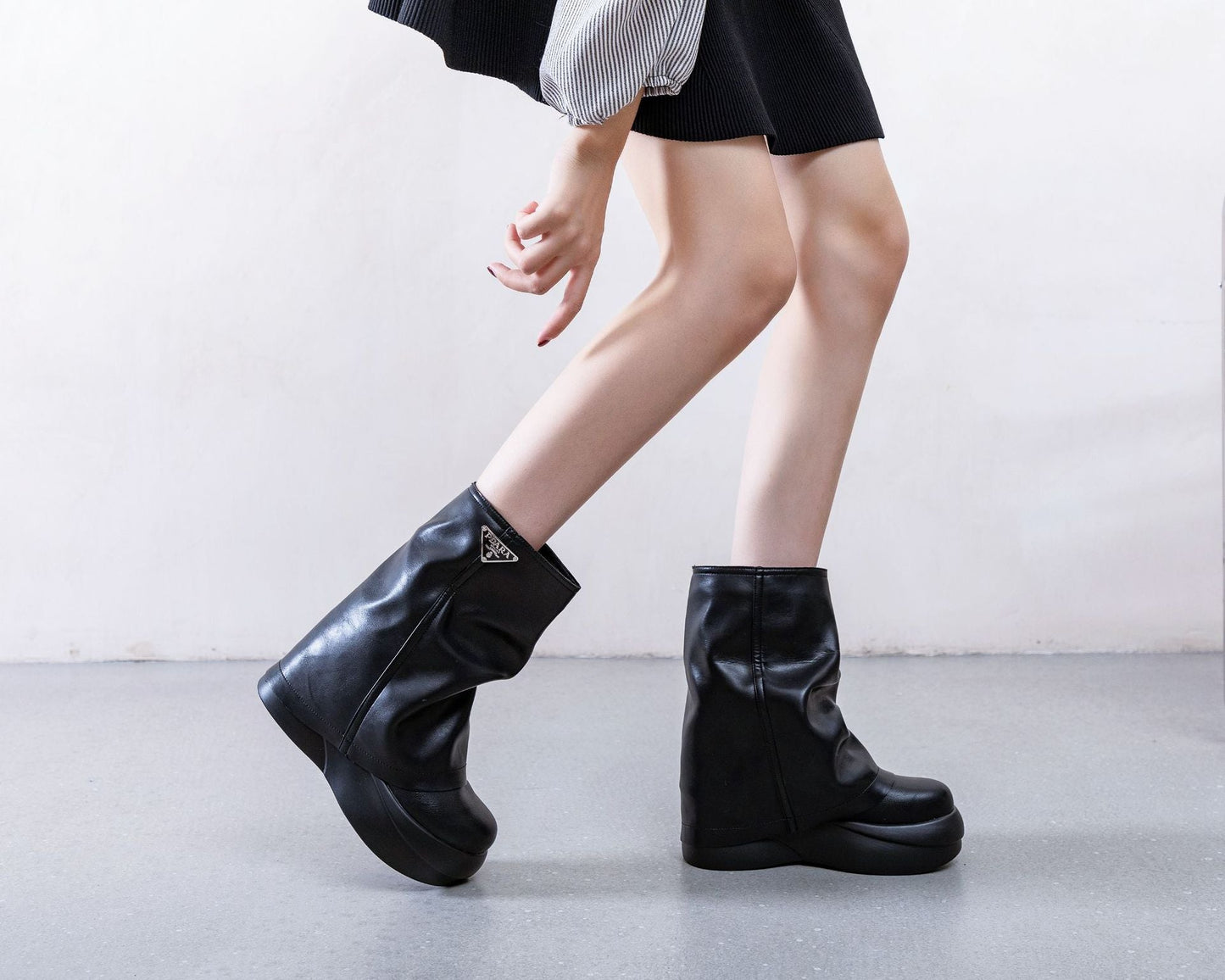 Beautifully Finished Boots in a Timeless Design