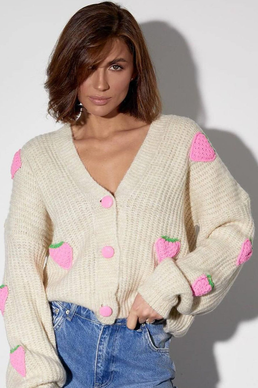Well Tailored Sweater with a Graceful Silhouette