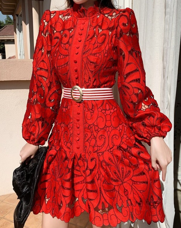 Beautifully Crafted Dress in a Classic Style