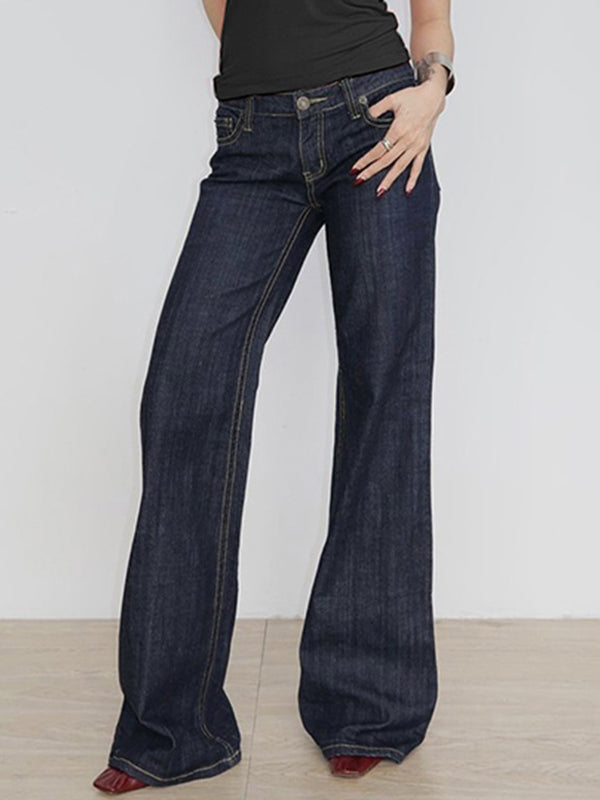 Effortlessly Elegant Garment with a Timeless Design