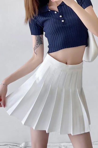 Effortlessly Elegant Garment with a Timeless Design