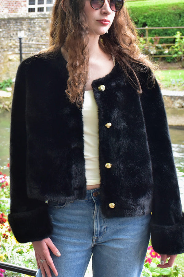 Beautifully Crafted Coat in a Classic Style