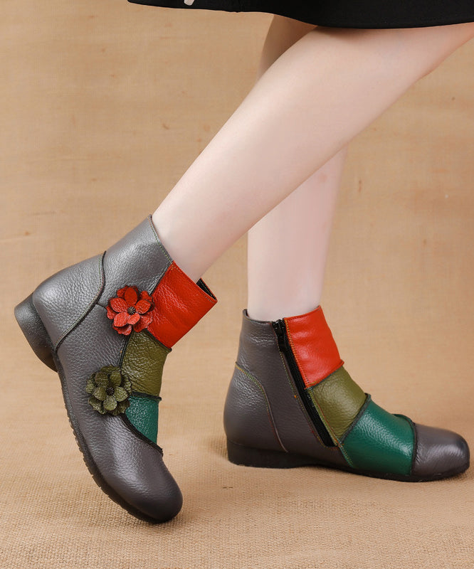 Well Tailored Boots with a Graceful Silhouette