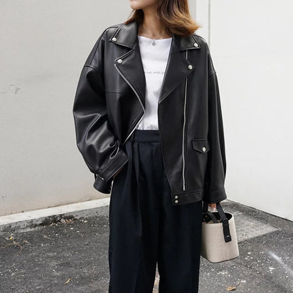 Effortlessly Elegant Jacket with a Timeless Design
