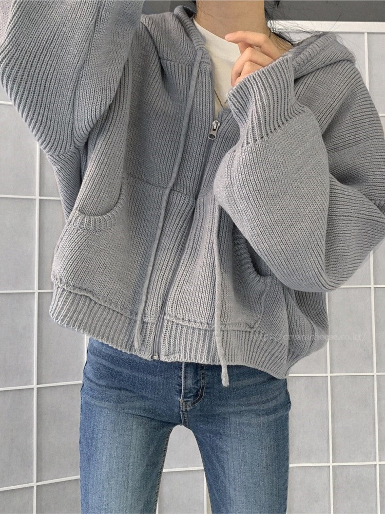 Classic Vintage & Enduringly Stylish Cardigan