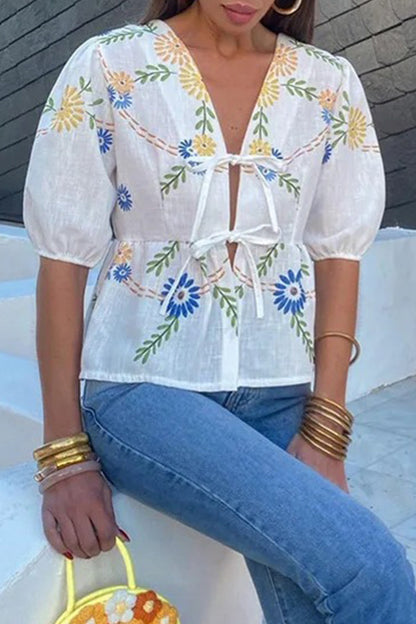 Beautifully Finished Top in a Timeless Design