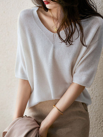 Elegantly Styled Pullover for Everyday Wear