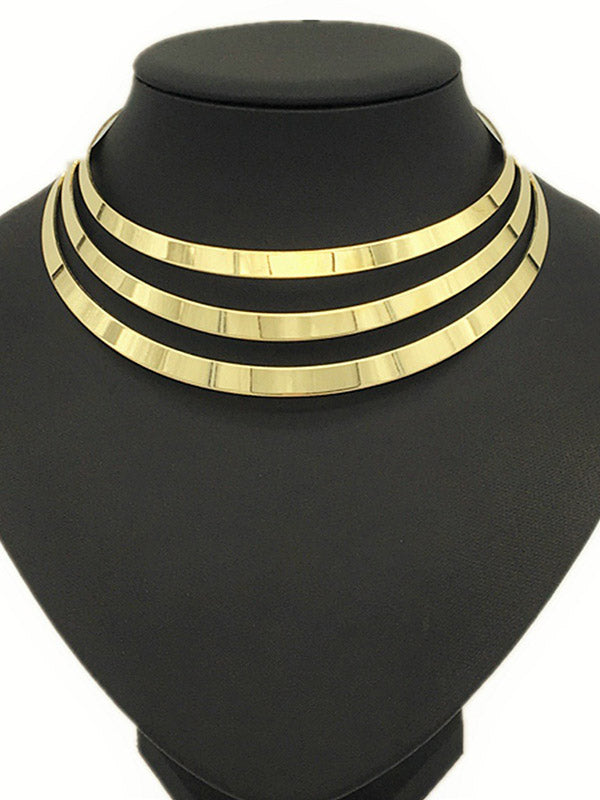 Beautifully Finished Garment in a Timeless Design