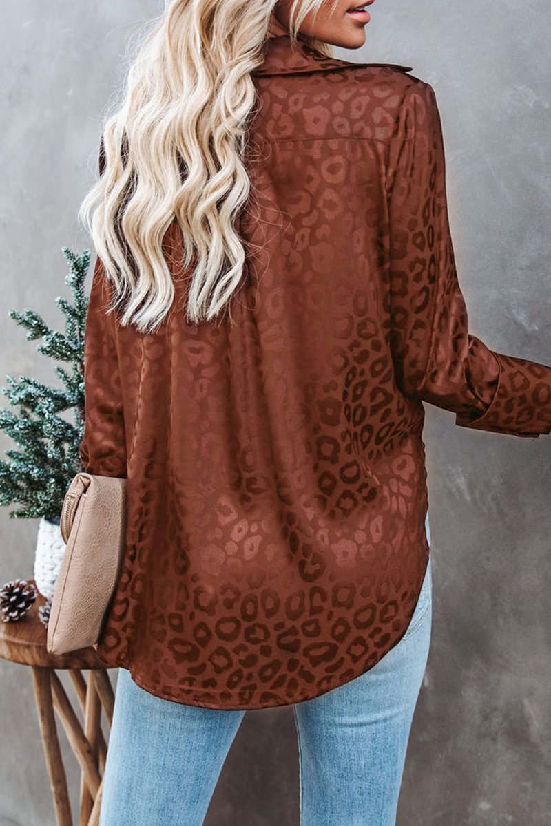 Beautifully Finished Top in a Timeless Design