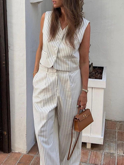 Polished Pants with an Effortless Classic Look