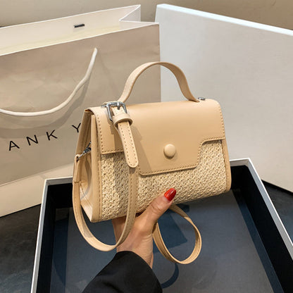 Sophisticated Bag with a Clean Classic Look