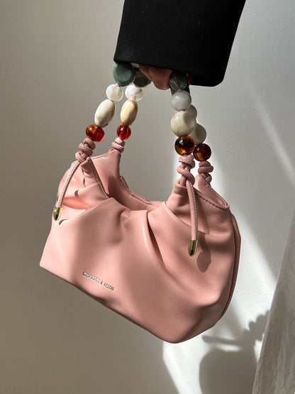 Gracefully Styled Bag for Any Occasion