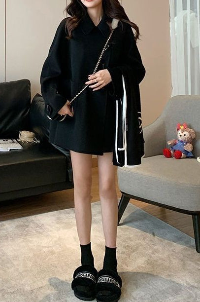 Elegantly Styled Coat for Everyday Wear