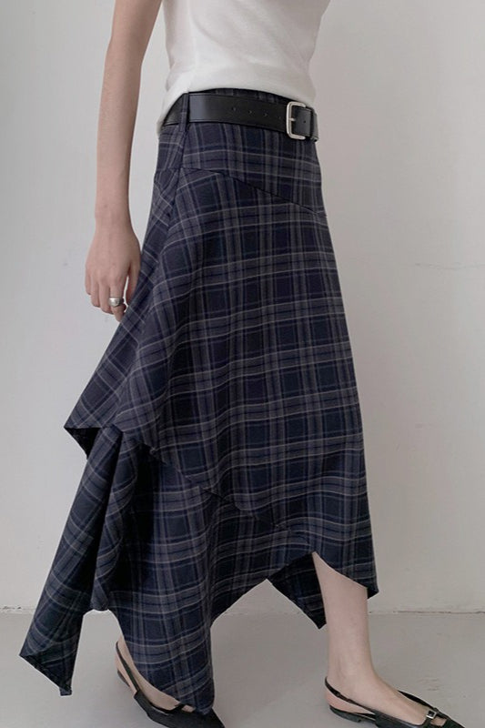 Sophisticated Garment with a Clean Classic Look