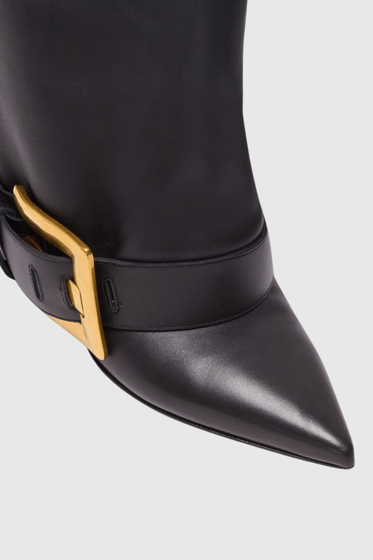 Gracefully Styled Boots for Any Occasion