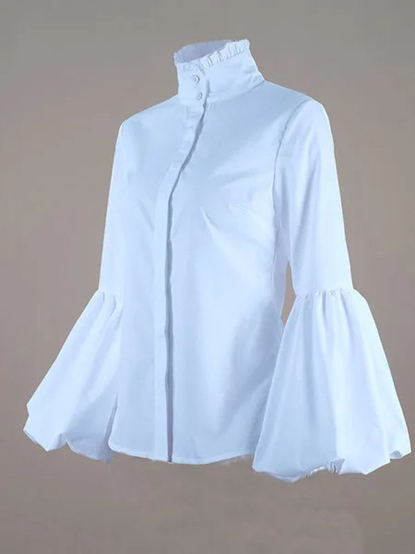 Well Tailored Blouse with a Graceful Silhouette