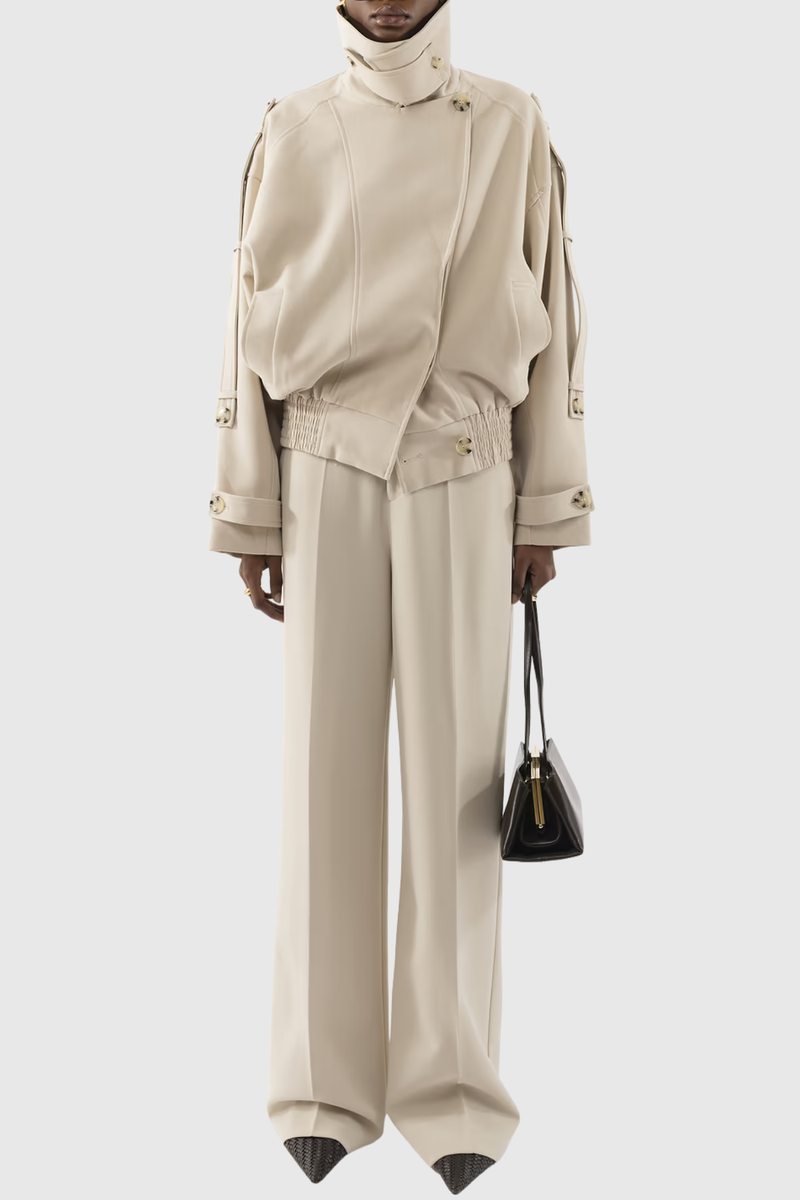 Elegantly Styled Jacket for Everyday Wear