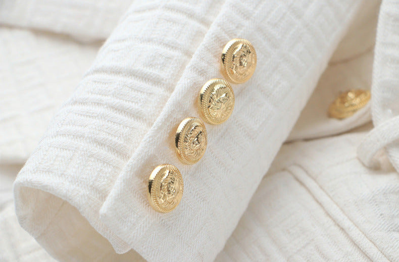 Gracefully Styled Garment for Any Occasion