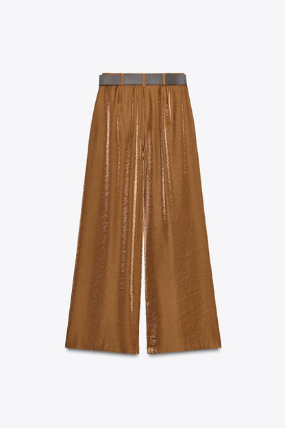 Polished Pants with an Effortless Classic Look