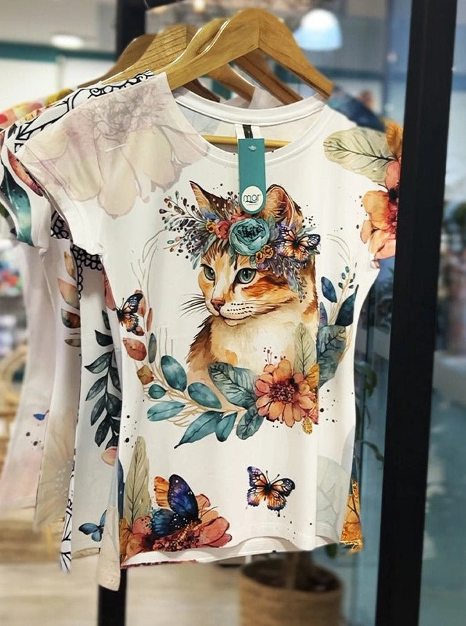 Beautifully Finished T-Shirt in a Timeless Design