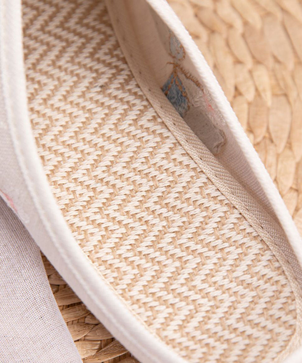 Polished Sandals with an Effortless Classic Look