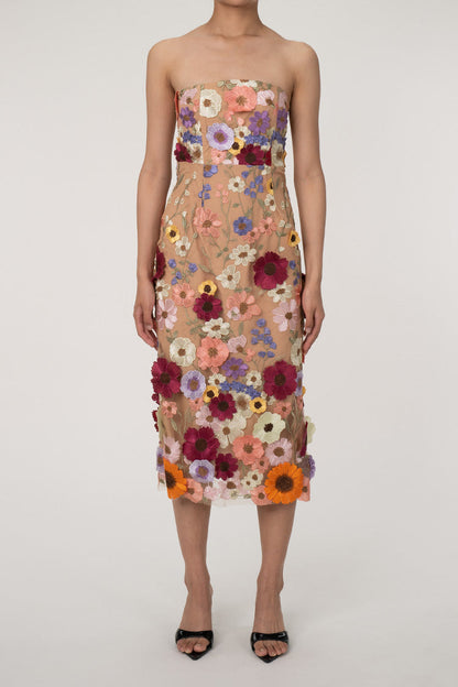 Classic Vintage & Enduringly Stylish Dress