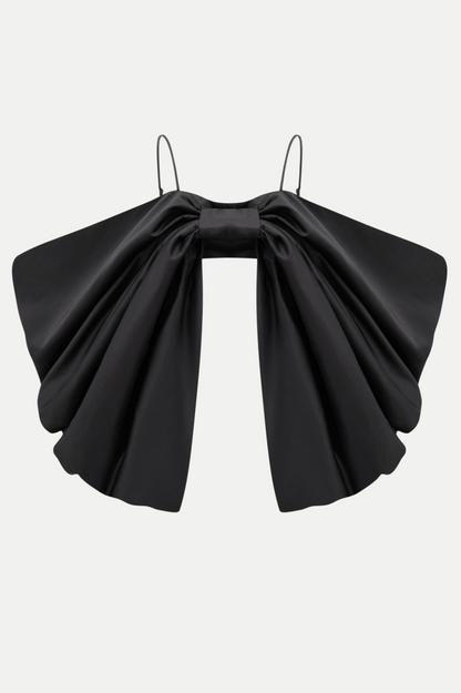 Well Tailored Top with a Graceful Silhouette