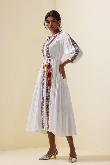 Effortlessly Elegant Dress with a Timeless Design