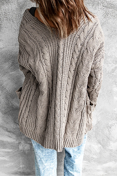 Polished Top with an Effortless Classic Look