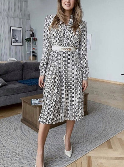 Polished Dress with an Effortless Classic Look