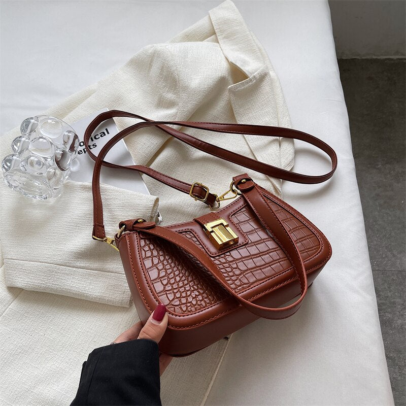Sophisticated Bag with a Clean Classic Look