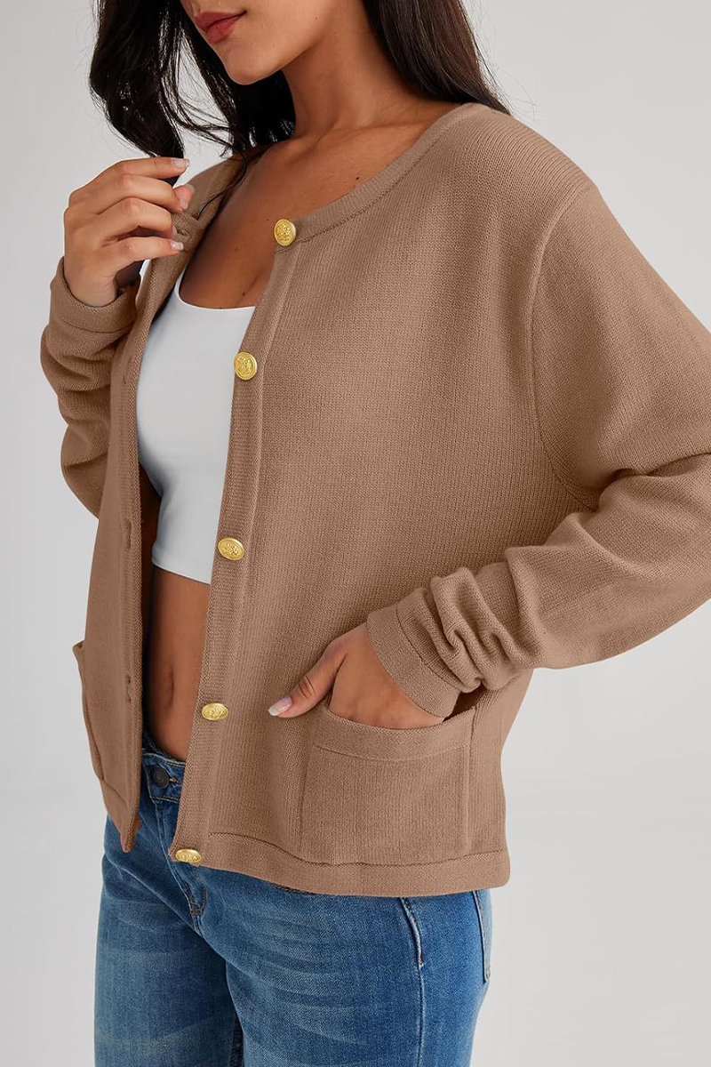 Beautifully Finished Garment in a Timeless Design