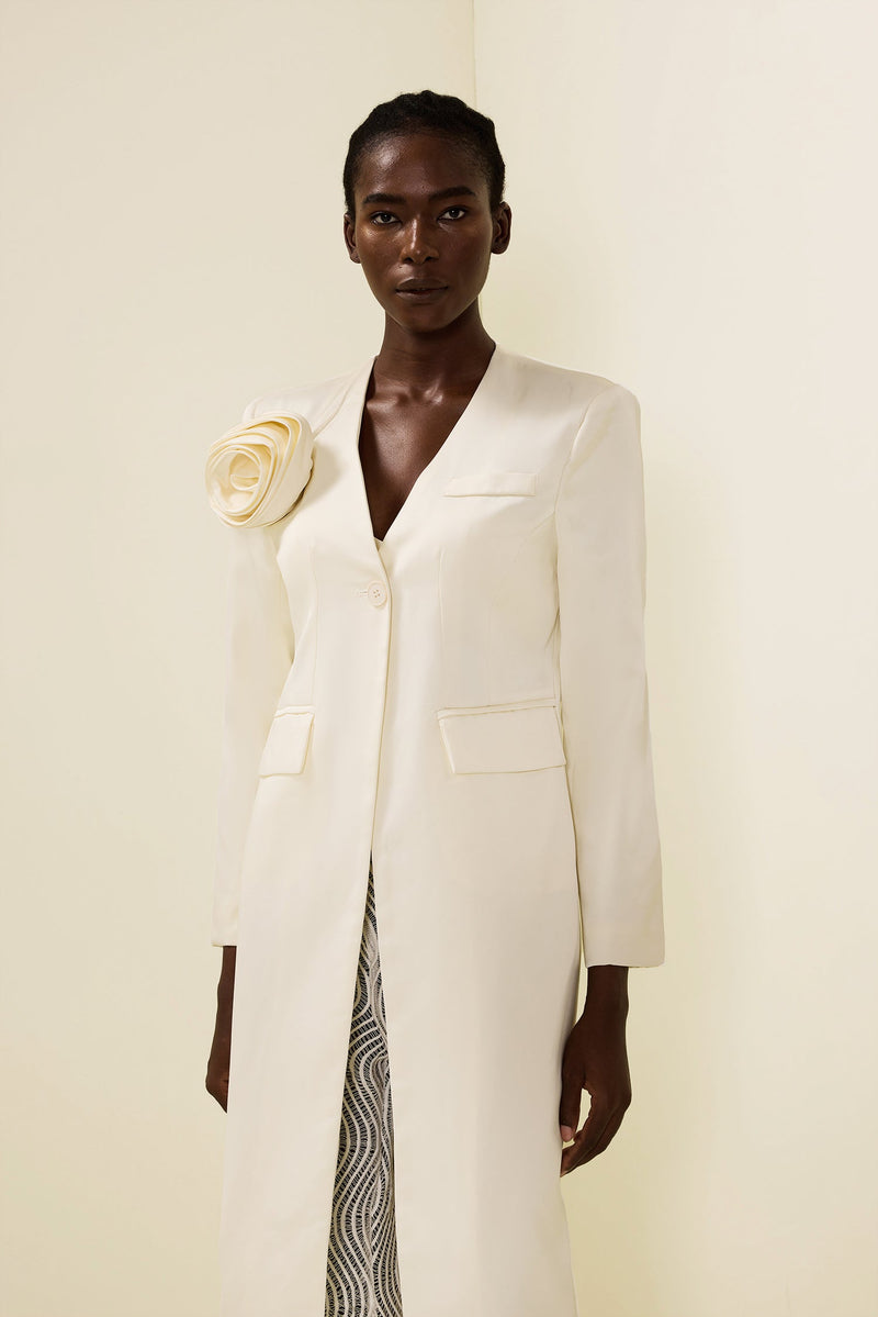 Elegantly Styled Coat for Everyday Wear