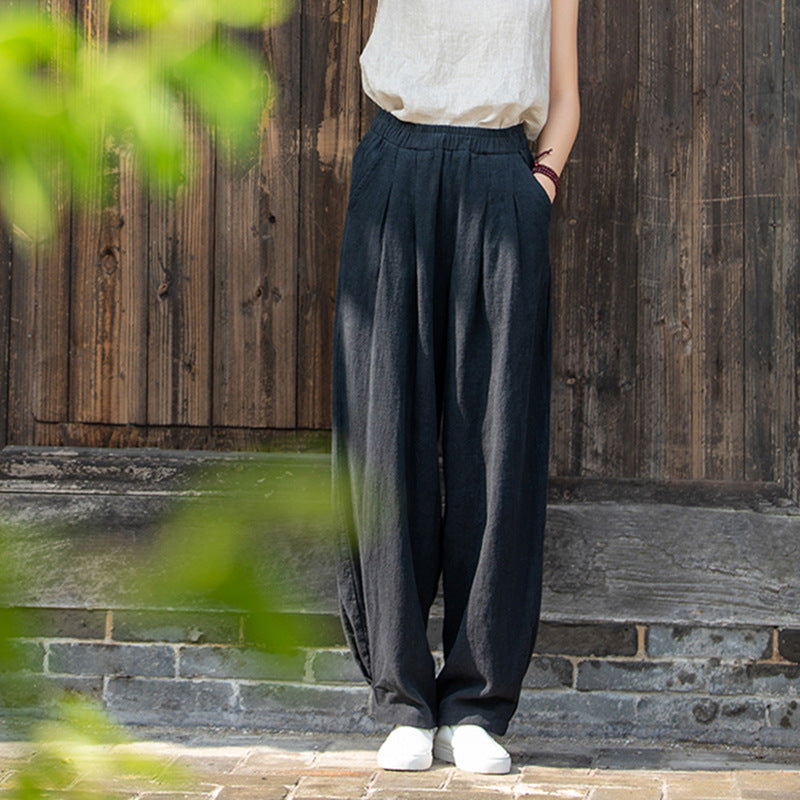 Classic Vintage Trousers with a Flattering Fit
