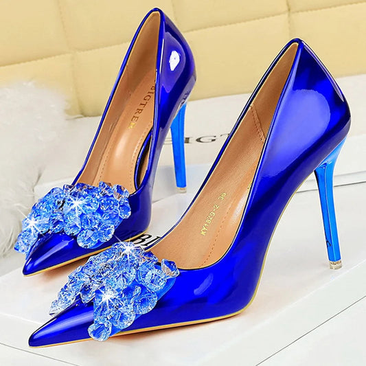 Polished Heels with an Effortless Classic Look