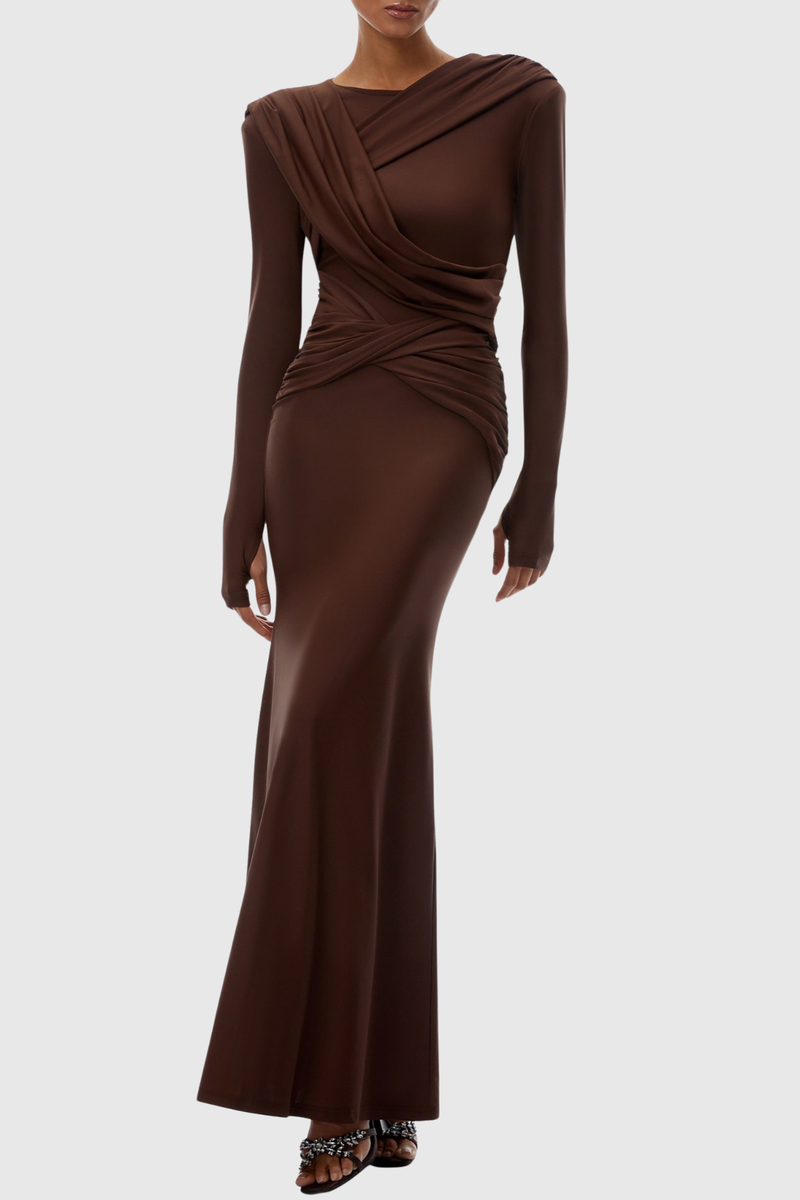 Effortlessly Elegant Dress with a Timeless Design