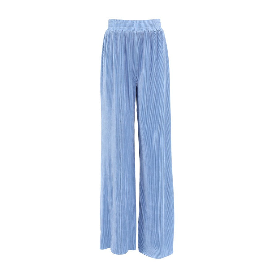Classic Vintage Pants with a Flattering Fit