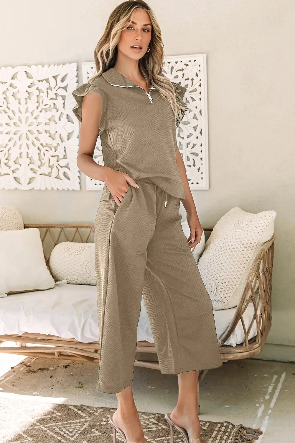 Beautifully Crafted Pants in a Classic Style
